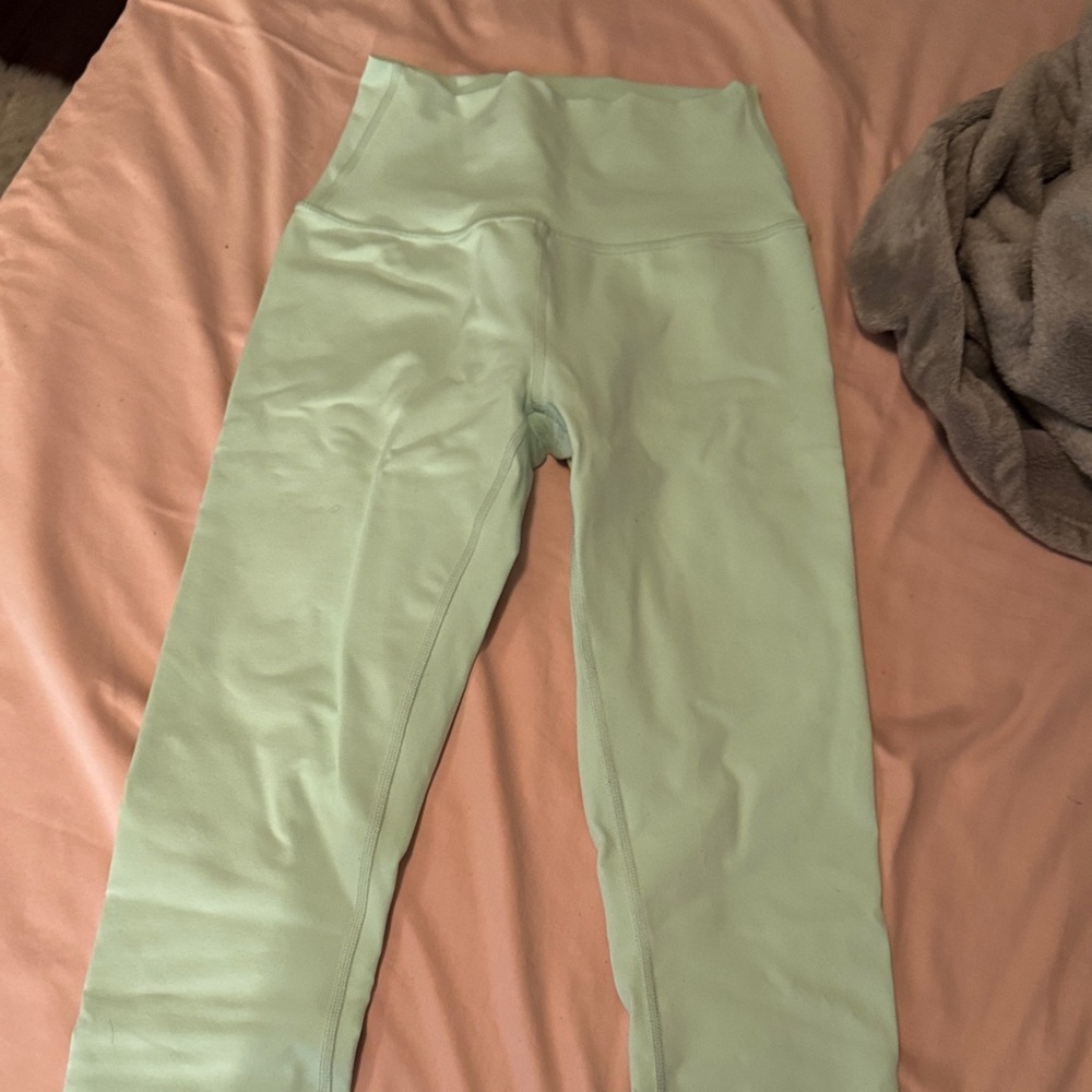 ALO Yoga Light Green women’s Leggings
